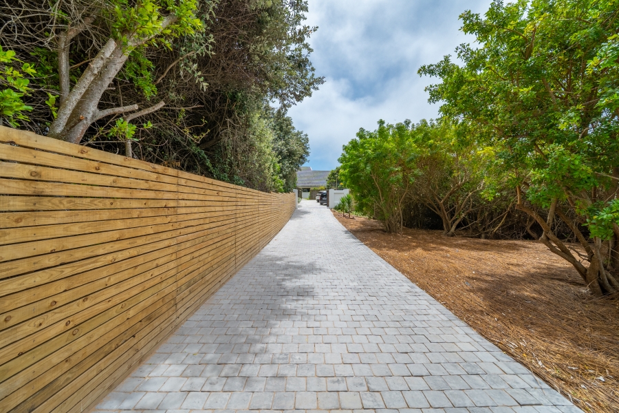 4 Bedroom Property for Sale in St Francis Bay Village Eastern Cape